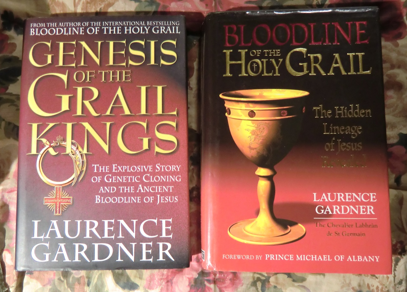 Name:  Laurence GARDNER books Genesis & Bloodline Holy Grail.jpg
Views: 366
Size:  402.5 KB